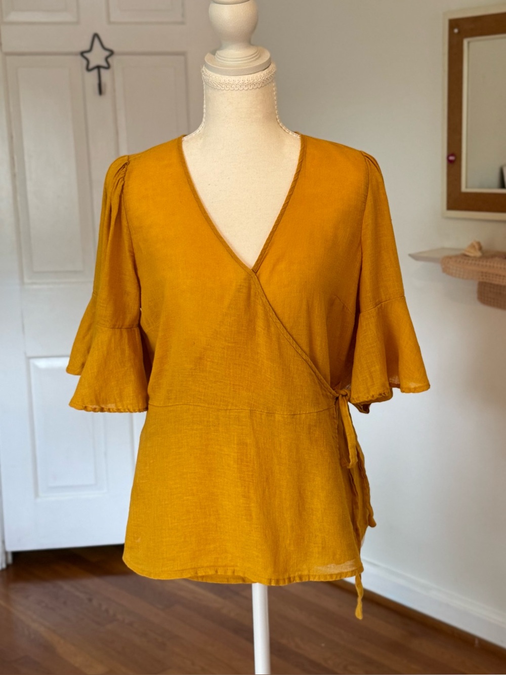 Old Navy Cotton Linen Blend Mustard Yellow Flutter Sleeve Wrap Top Sz Medium